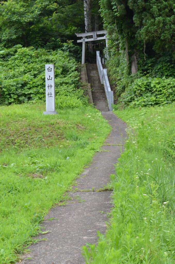 白山神社